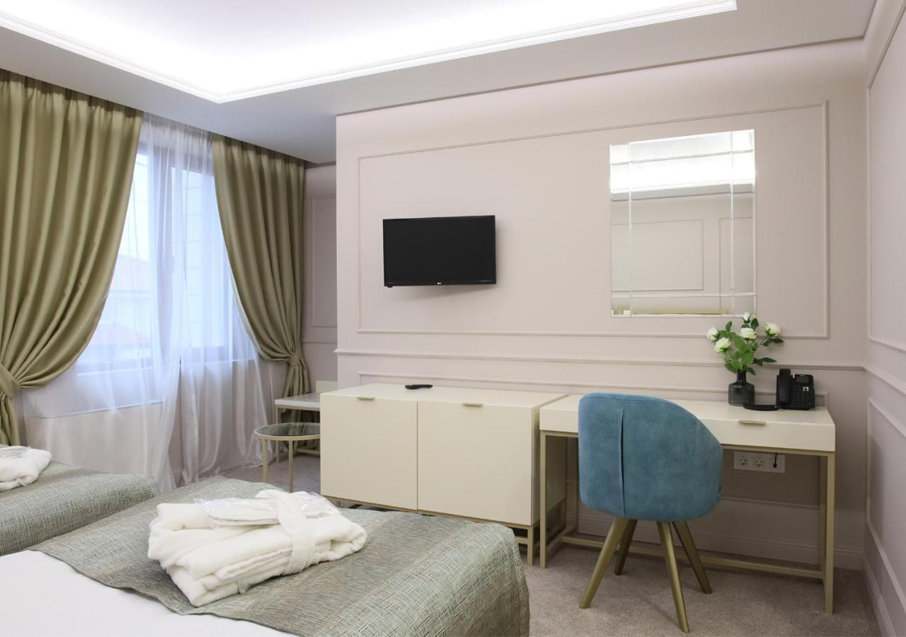 Monte Vedetta Otel Sliven Dış mekan fotoğraf