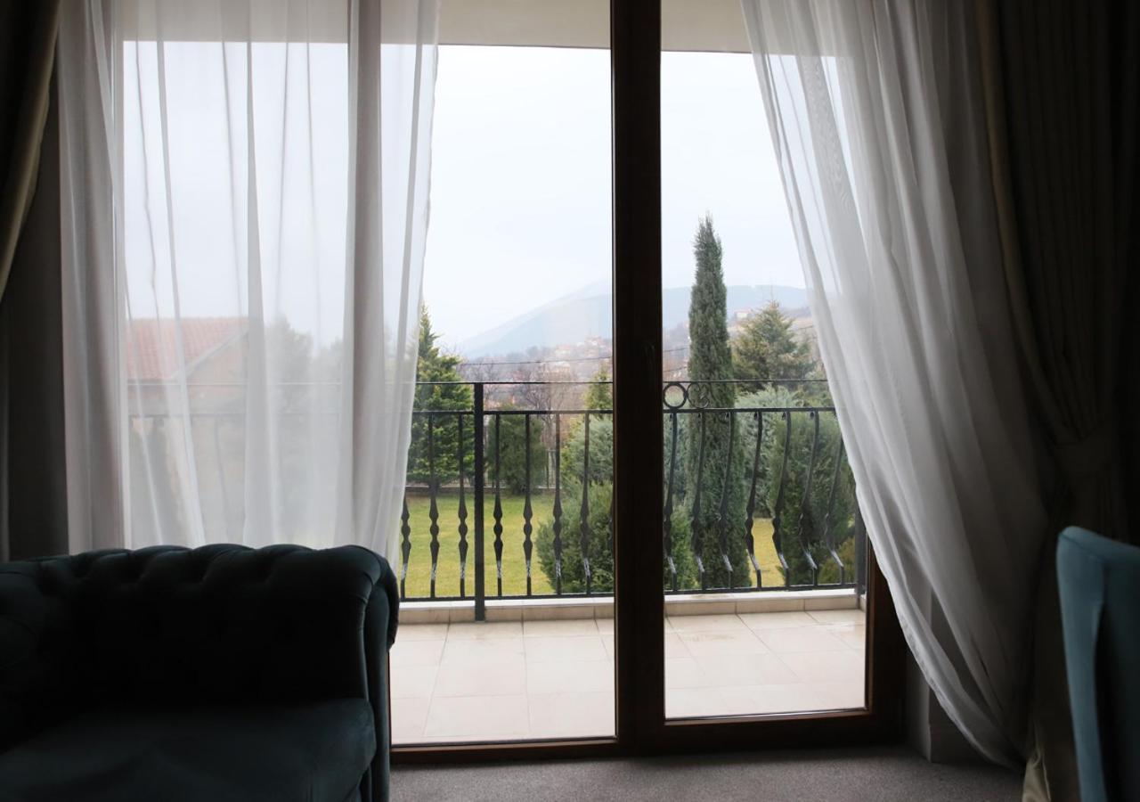 Monte Vedetta Otel Sliven Dış mekan fotoğraf
