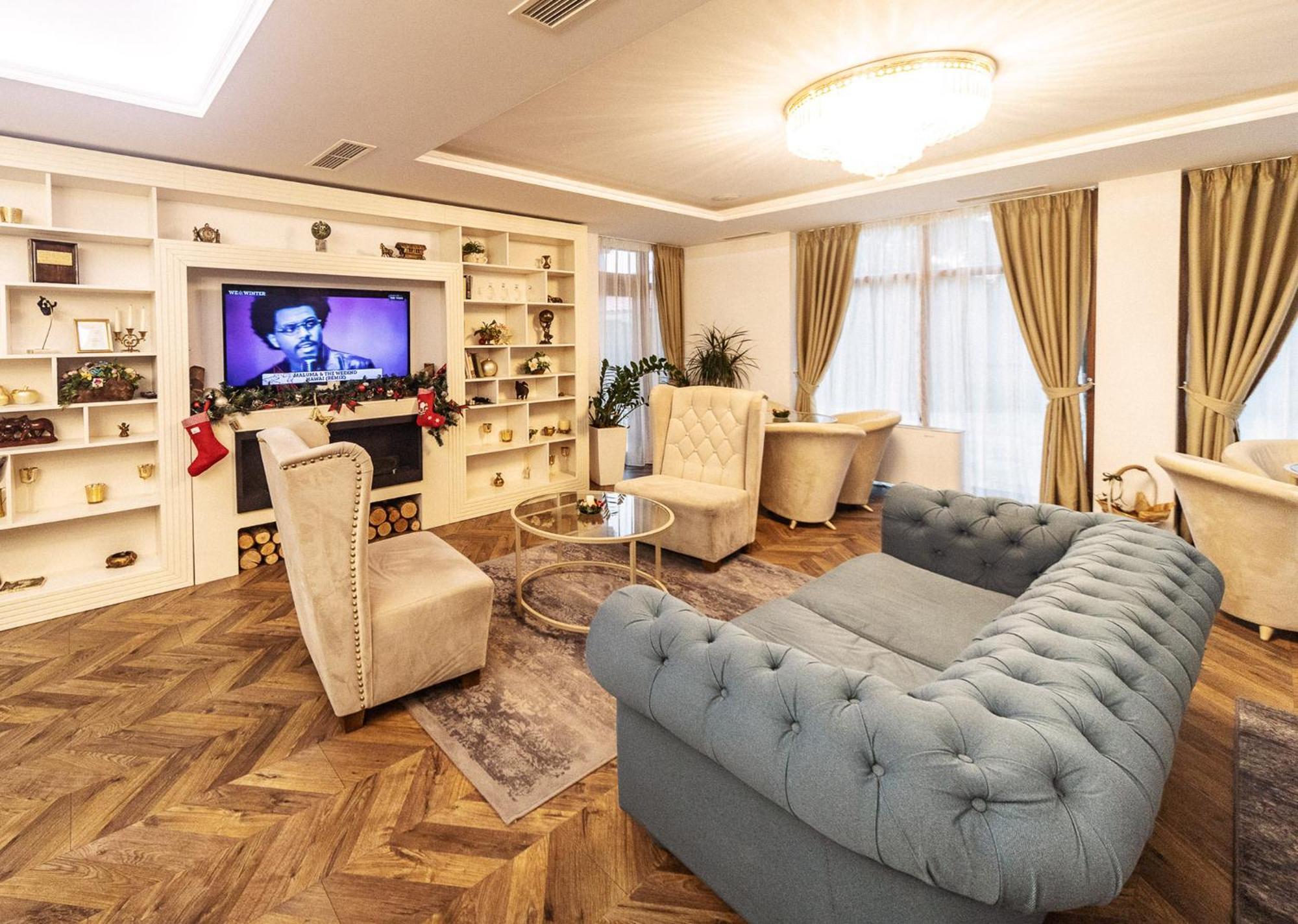 Monte Vedetta Otel Sliven Dış mekan fotoğraf