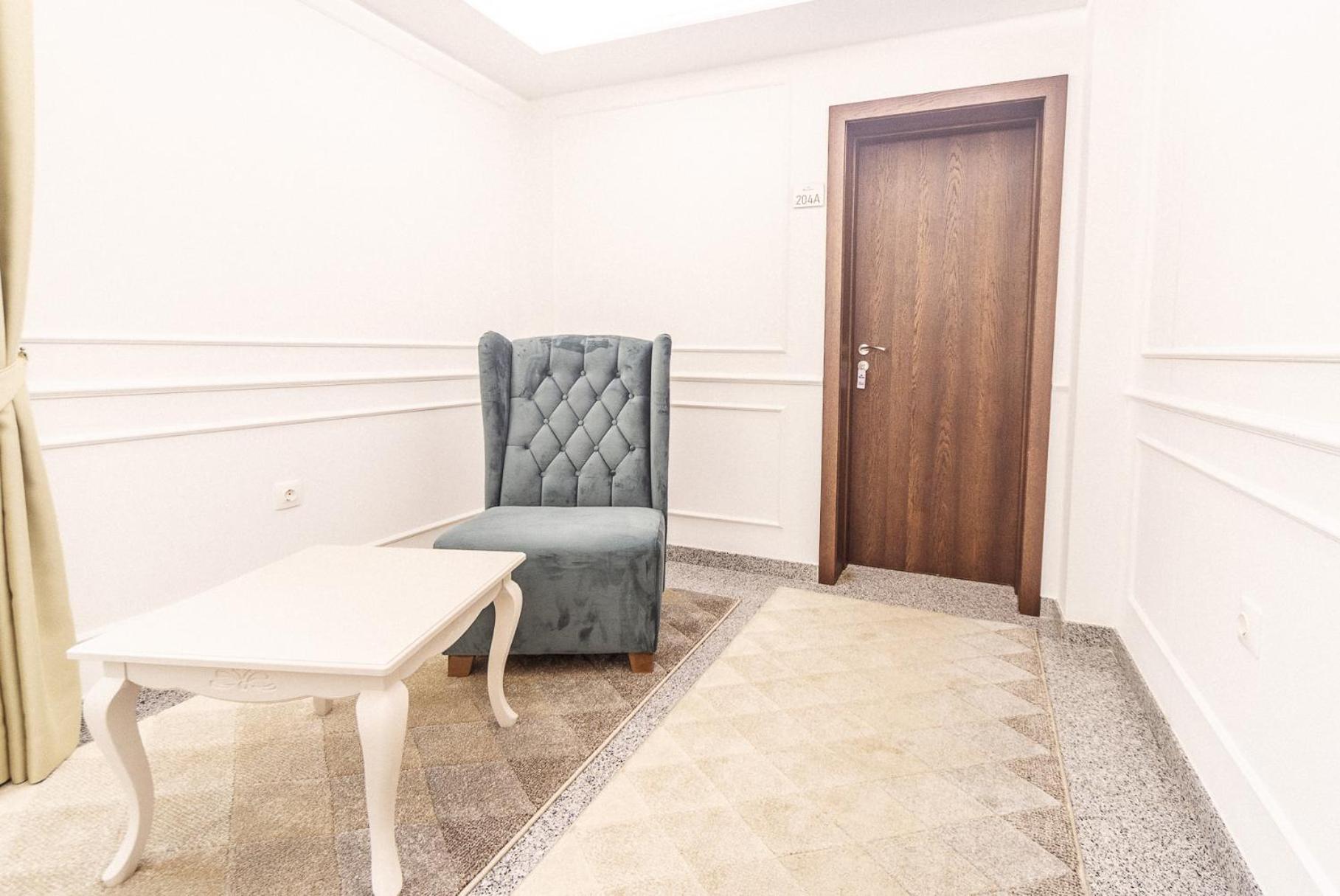 Monte Vedetta Otel Sliven Dış mekan fotoğraf