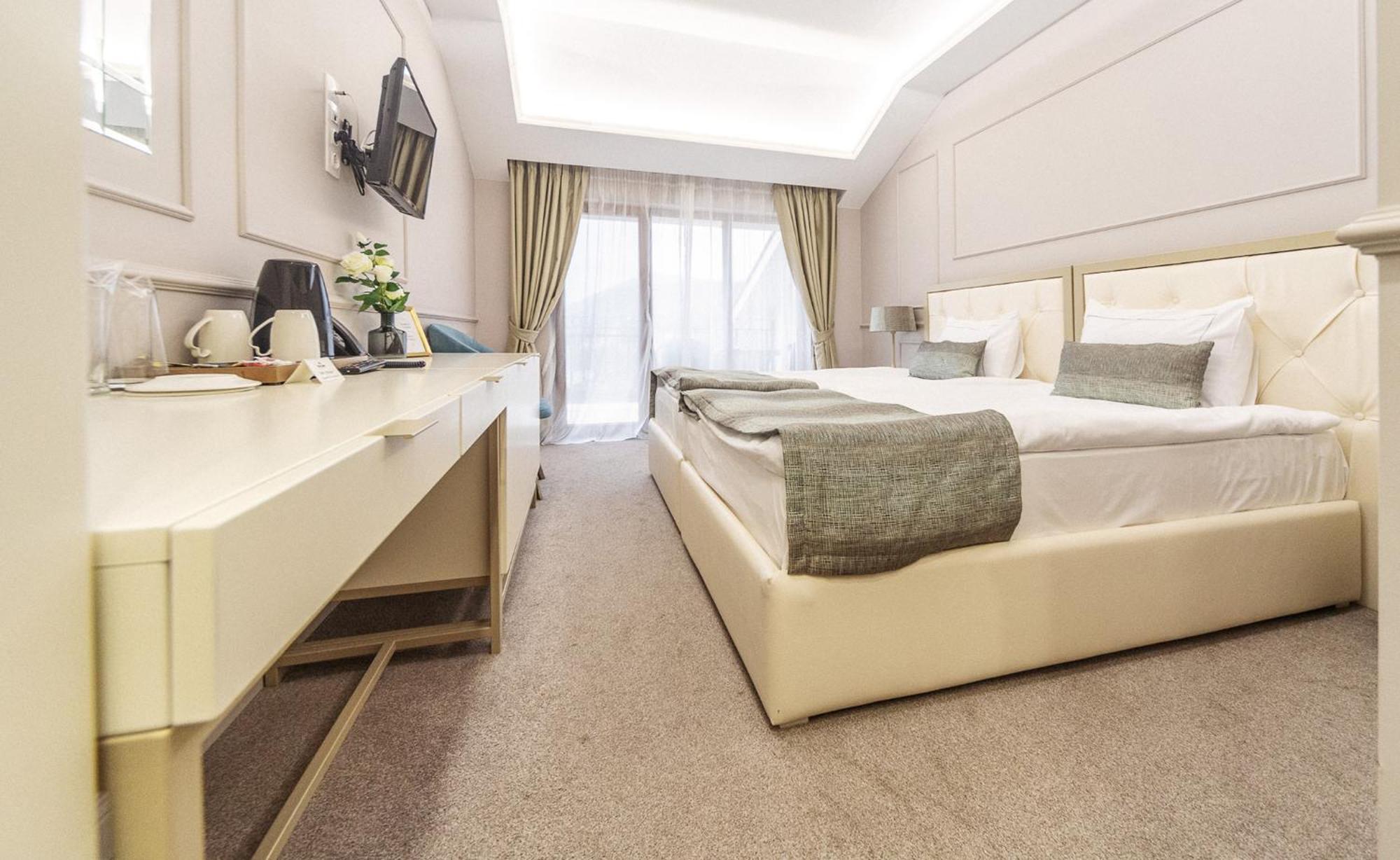 Monte Vedetta Otel Sliven Dış mekan fotoğraf